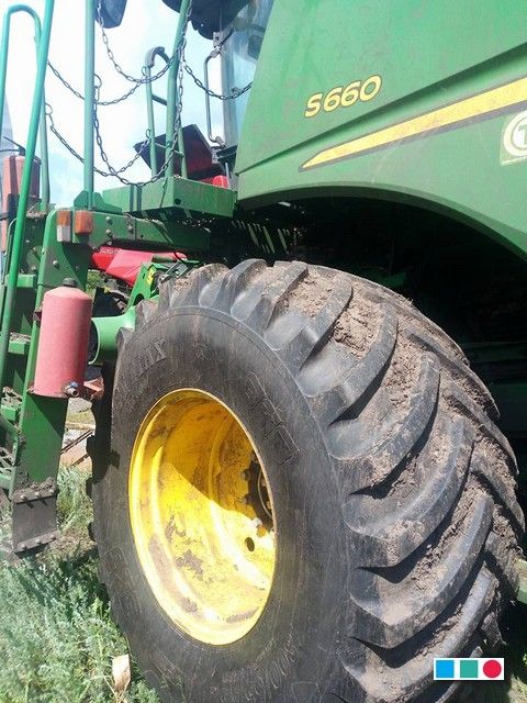 BKT Agrimax RT 600 в размере 800/65R32 BKT Agrimax RT 600 в размере 800/65R32